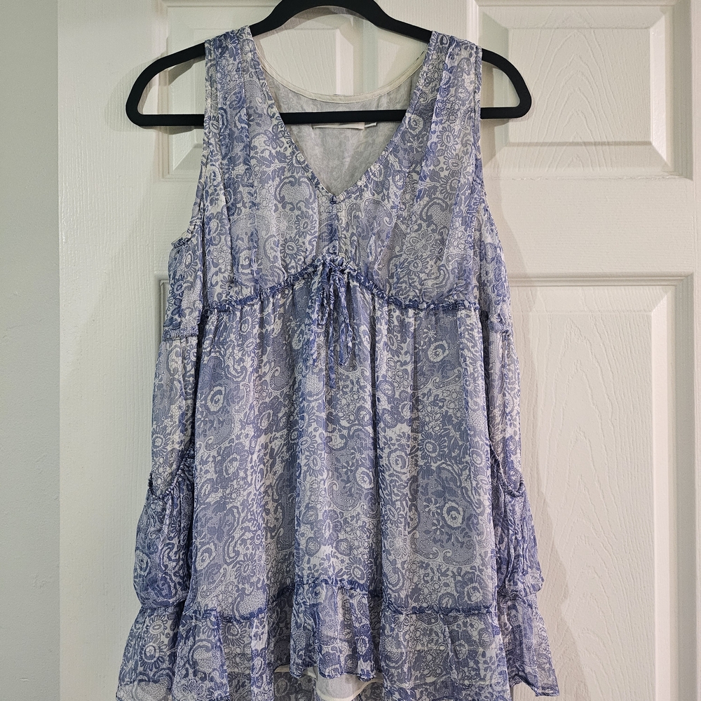 100% Silk Blue and White Floral Sleeveless Blouse